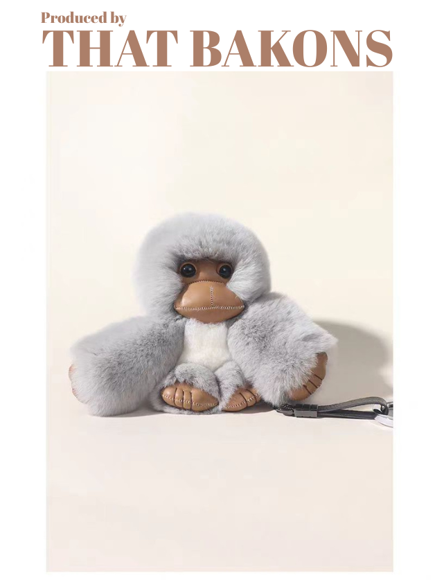 Плюшен оберег с космато маймуно